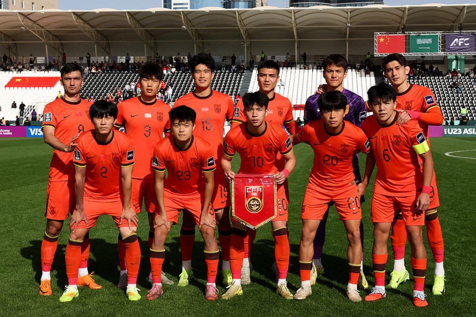 开云体育-西海岸老总确认！U23国足双星可售 5成概率离队 申花已加价追李昊