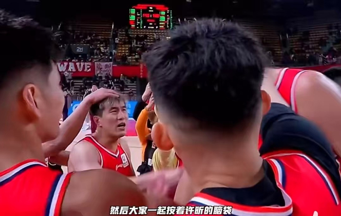 开云体育-仅打3场，广州为何不交易郭艾伦？谁注意他赛后举动，杨鸣选错了|男篮|广州男篮|徐昕|同曦男篮|篮板_新浪体育_新浪新闻