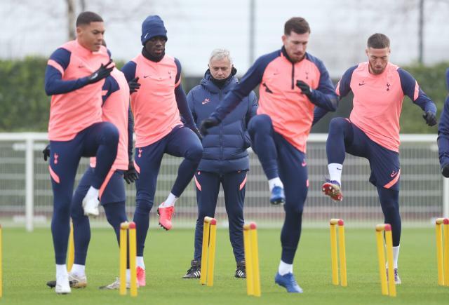 1618867165607072636.jpg 体育平台-【揭秘】穆里尼奥是怎样又一次众叛亲离的?