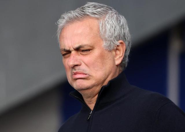 1618867183537077811.jpg 体育平台-【揭秘】穆里尼奥是怎样又一次众叛亲离的?