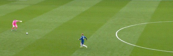 【英超】弟媳染红后崩盘！切尔西主场2比5惨败西布朗