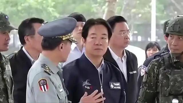 局面升级,大批导弹将抵台!赖清德选择了不归路,解放军战舰回防